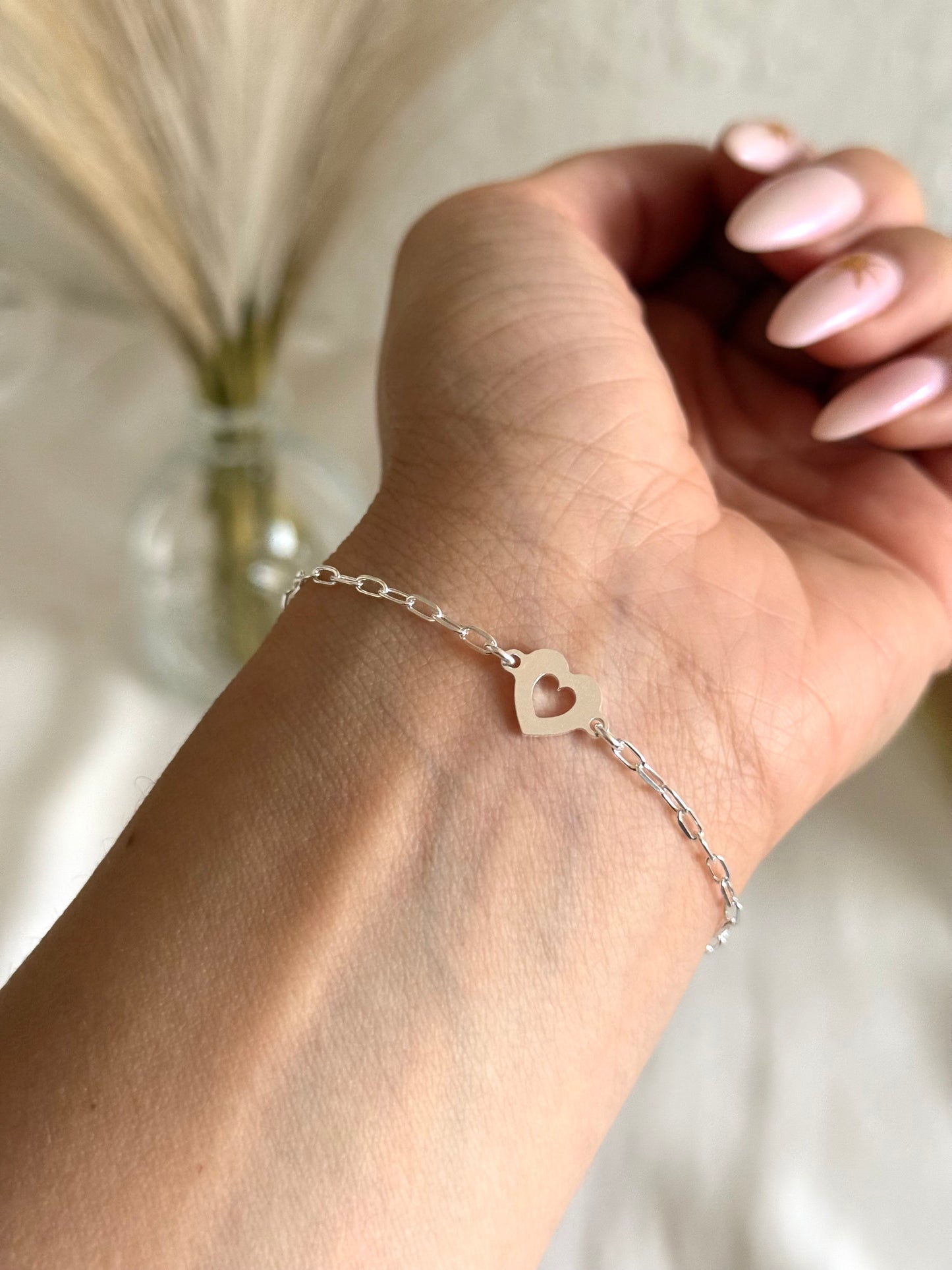 Pulsera corazón calado