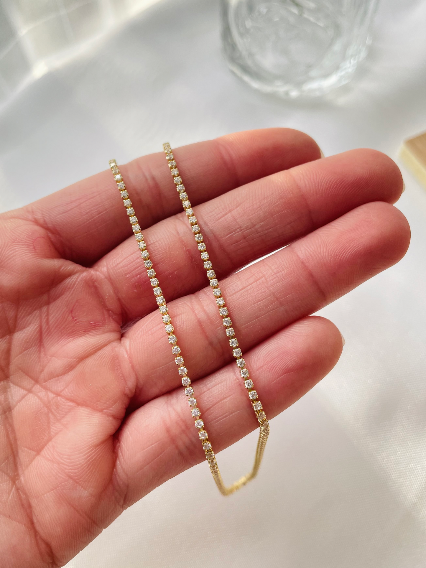 Choker cinta circones