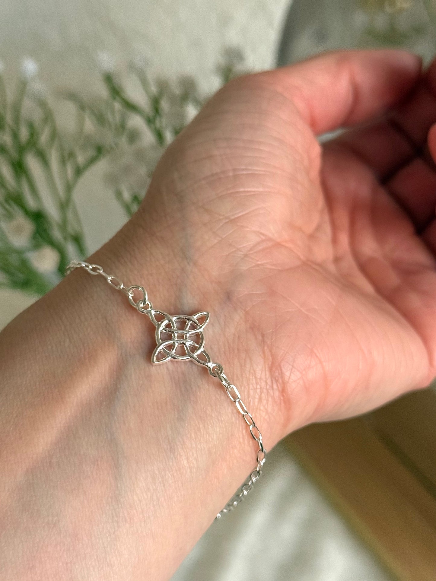 Pulsera nudo de bruja 15mm