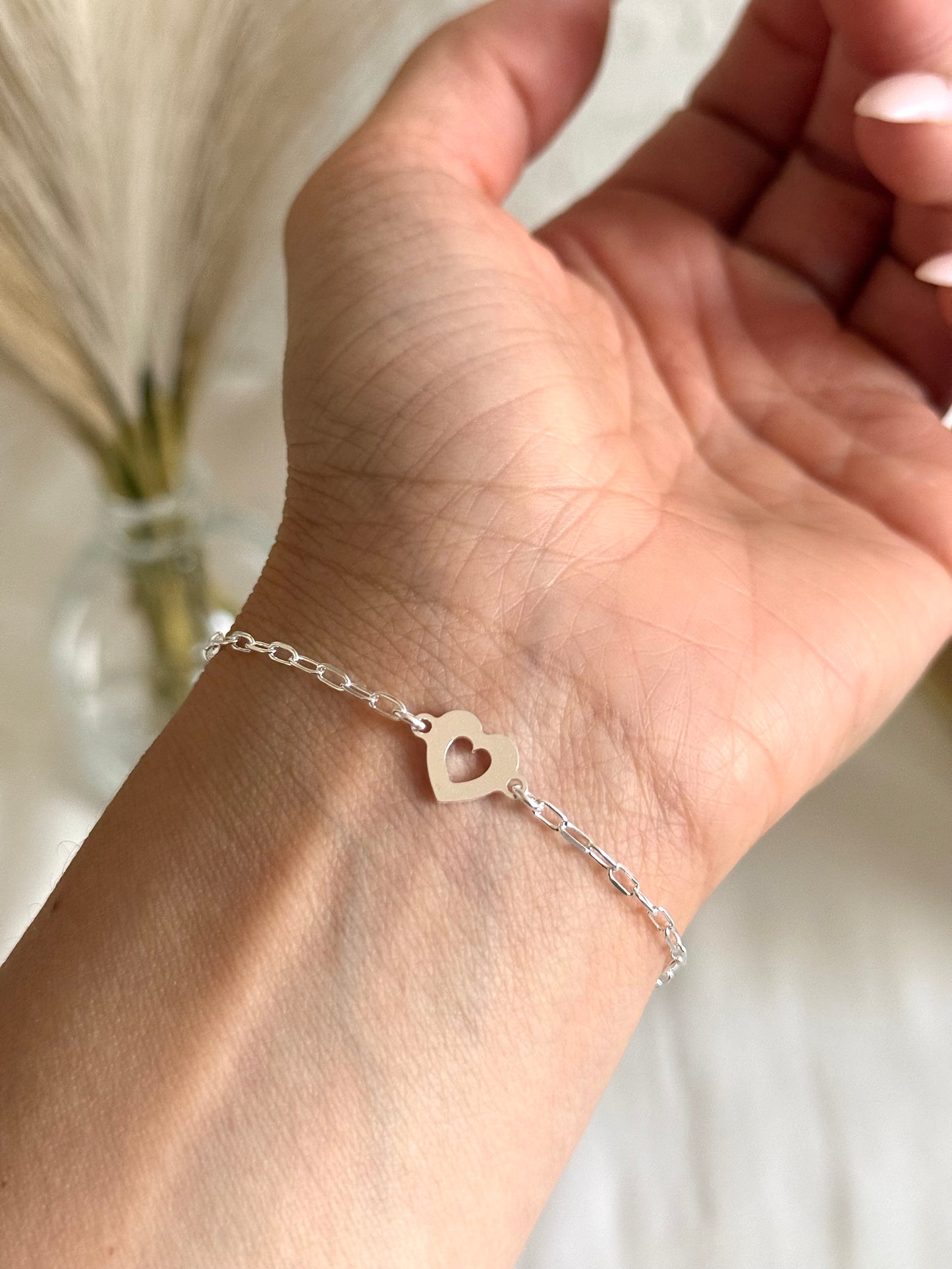 Pulsera corazón calado