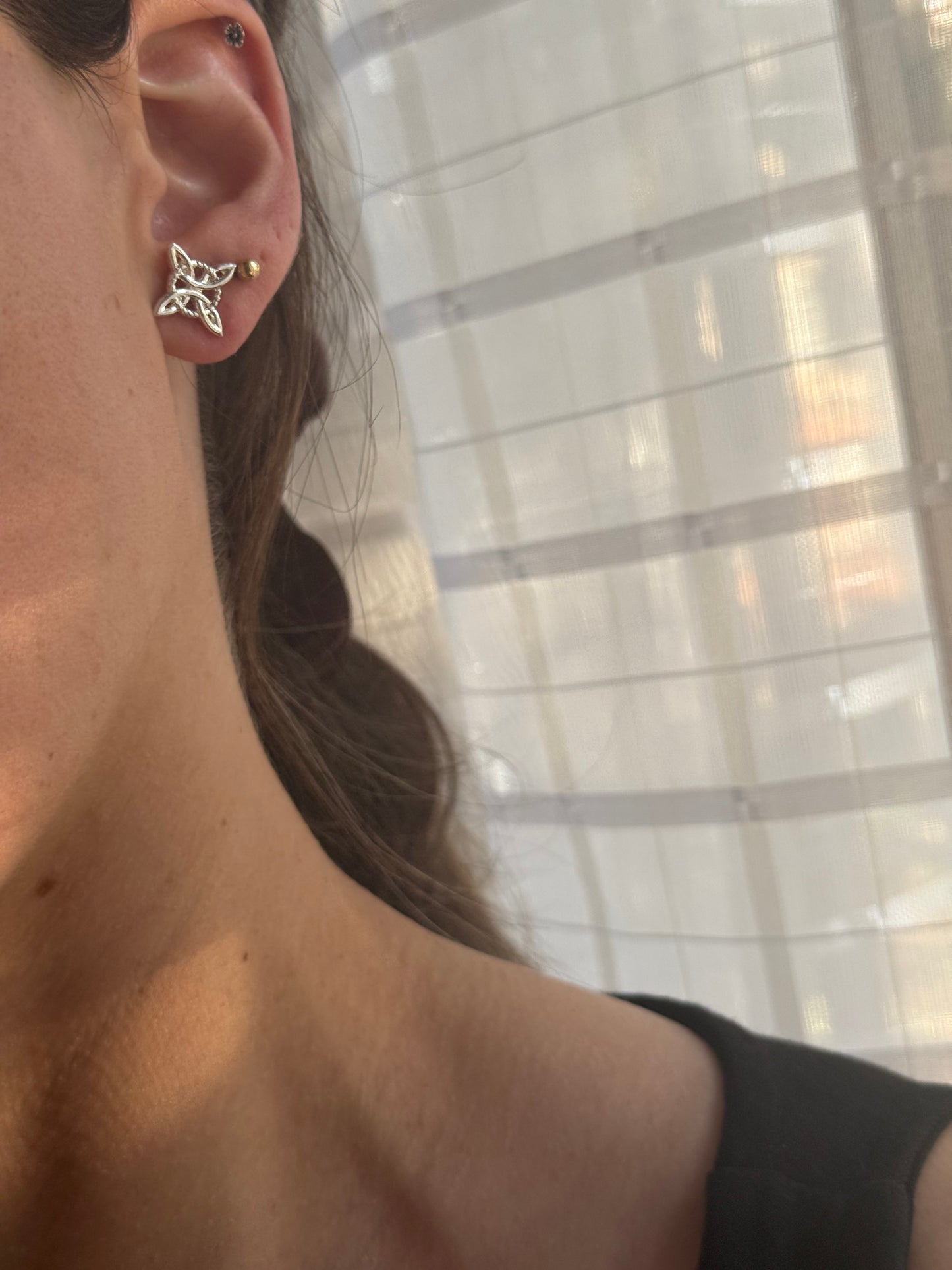 Aros nudo de bruja 10mm