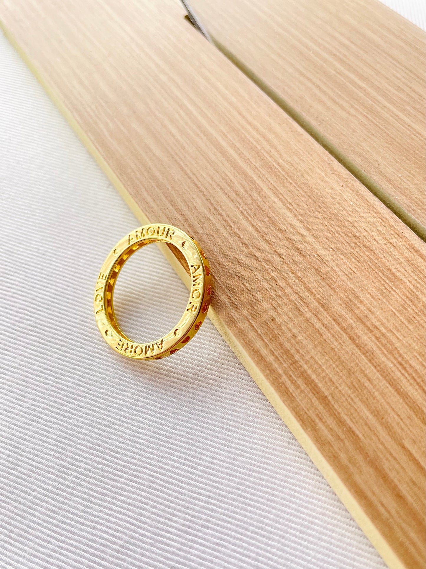 Anillo love gold