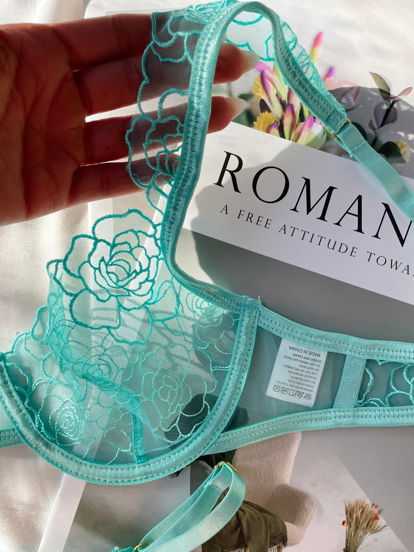 Set Rose con vuelos aguamarina