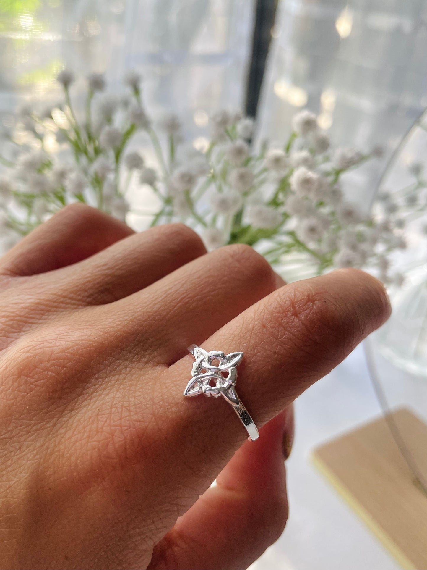 Anillo nudo de bruja 12mm
