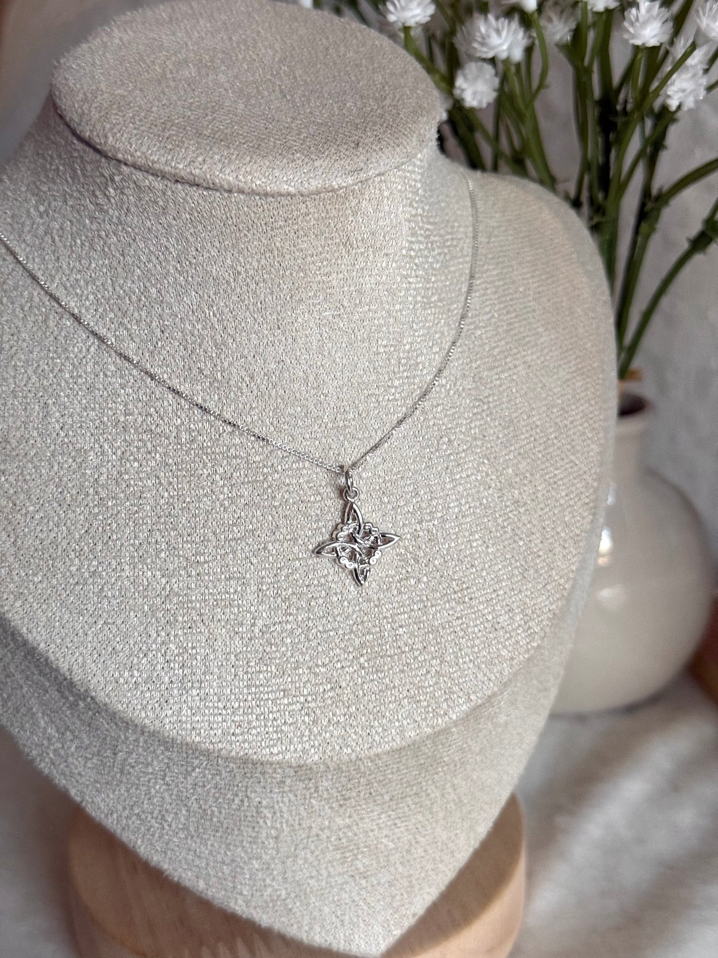 Collar nudo de bruja 13mm