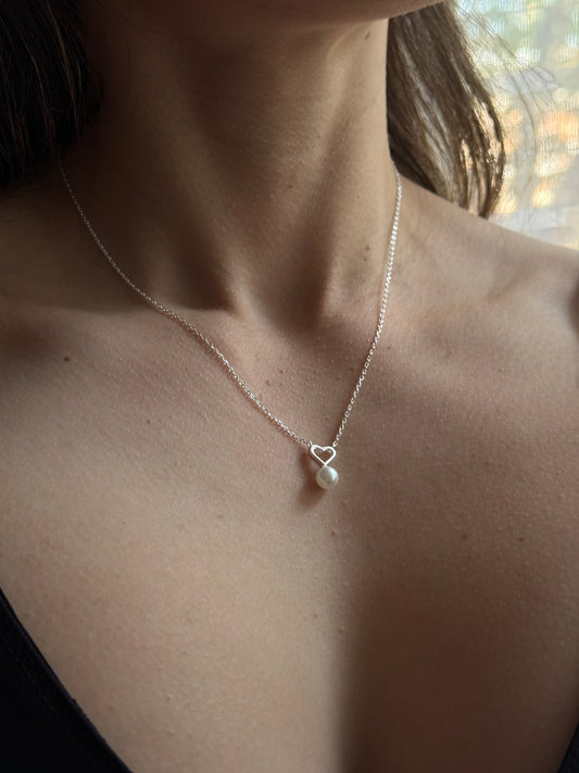 Collar corazón perlado