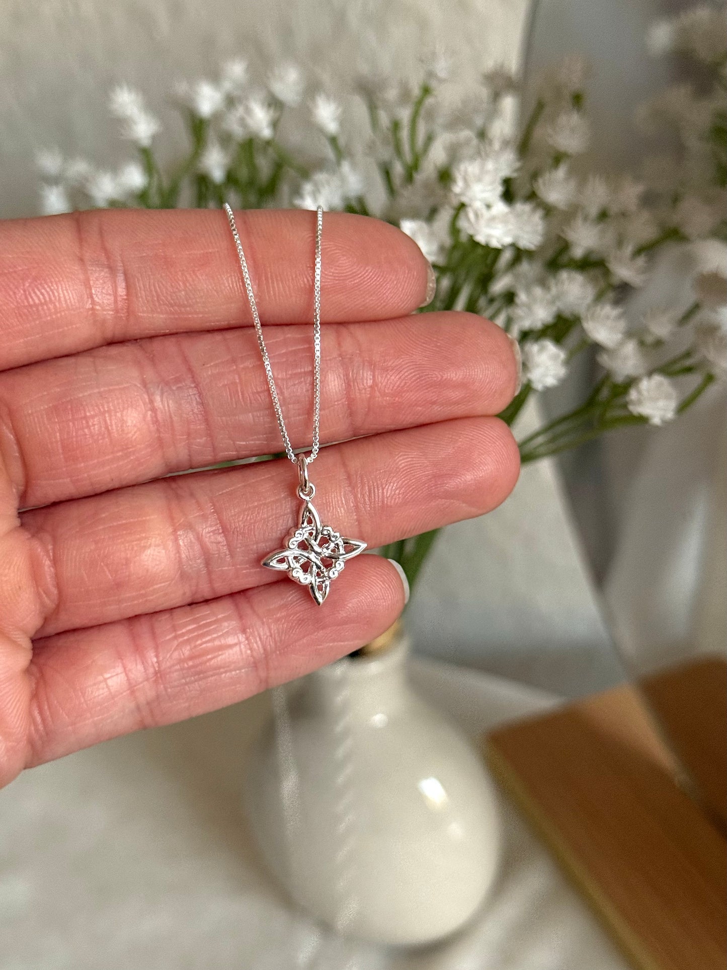 Collar nudo de bruja 13mm