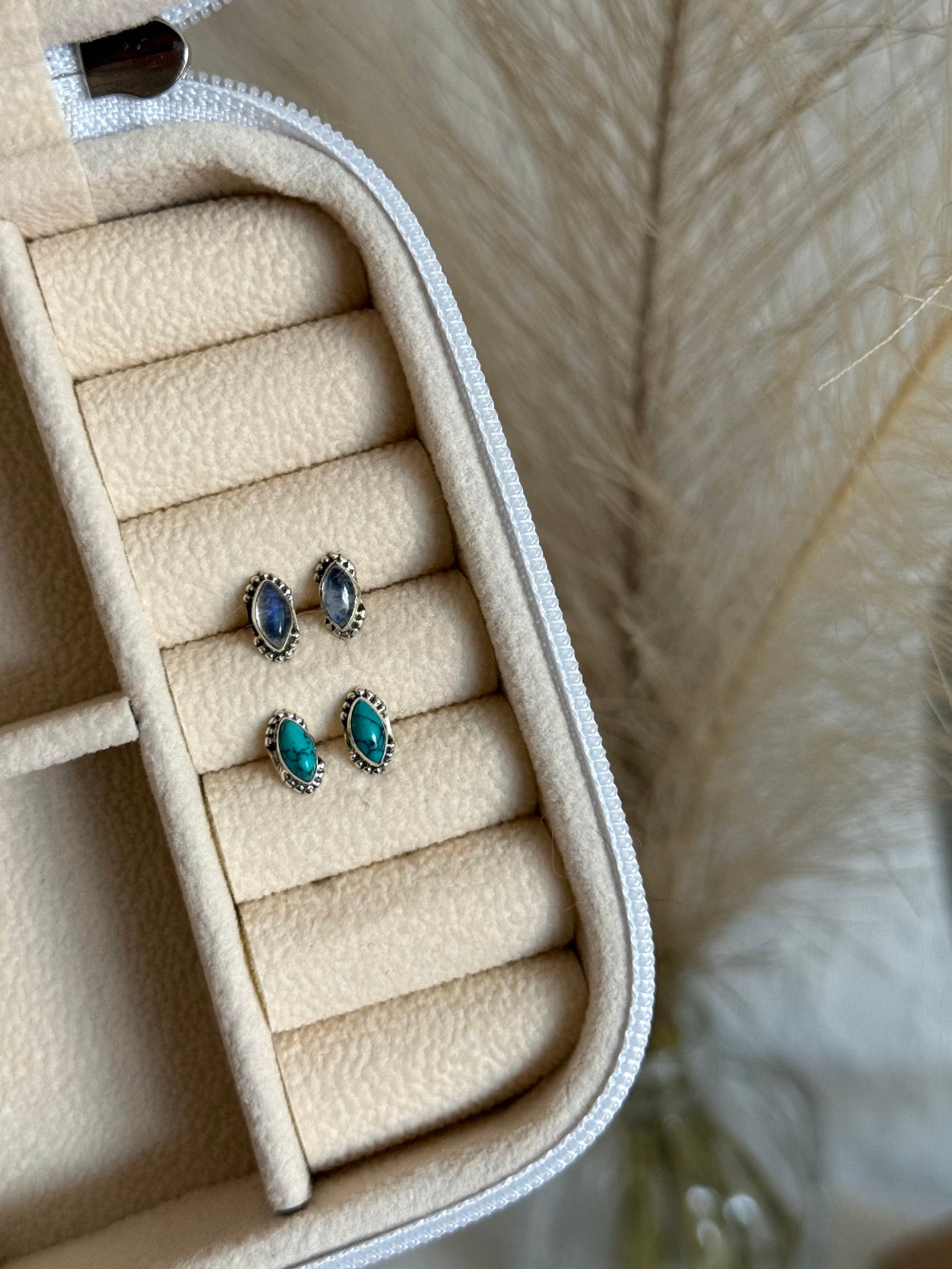 Aros piedra ovalados