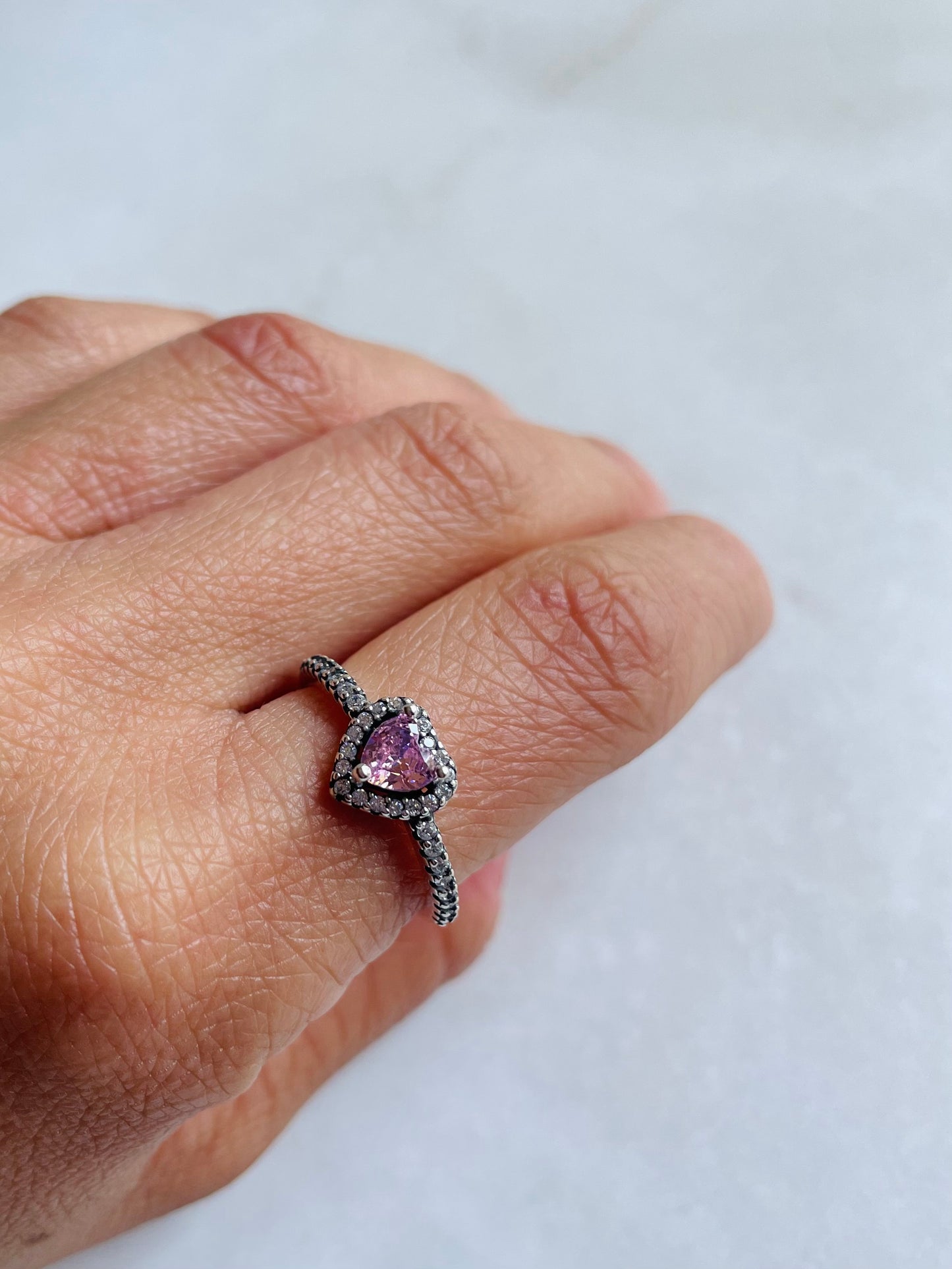 Anillo corazón rosa