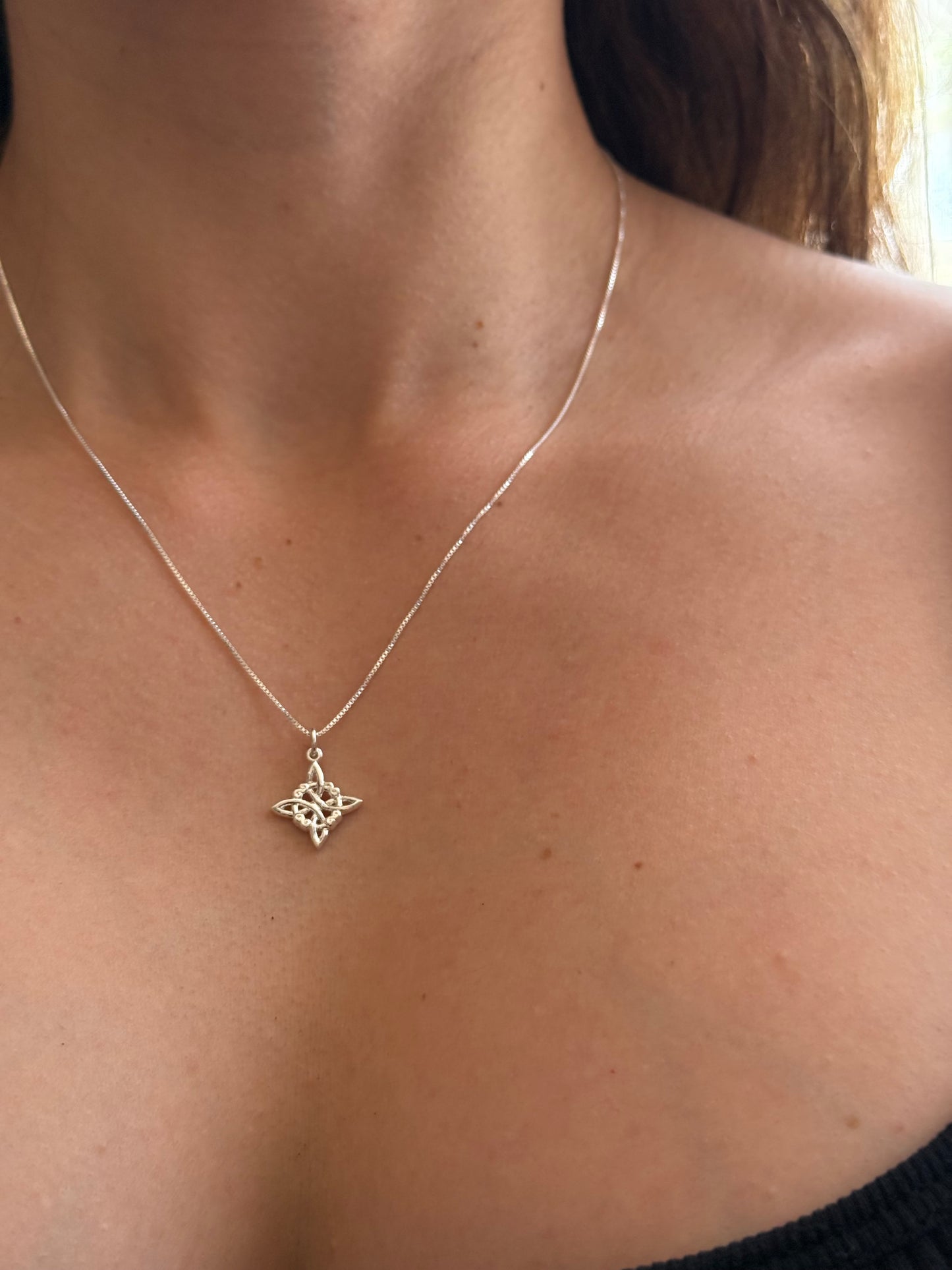 Collar nudo de bruja 13mm