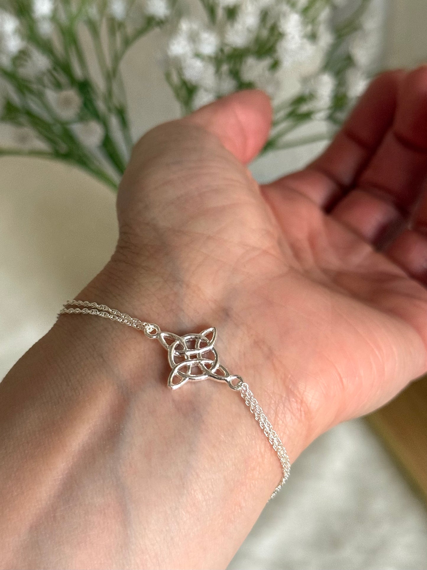 Pulsera doble nudo de bruja