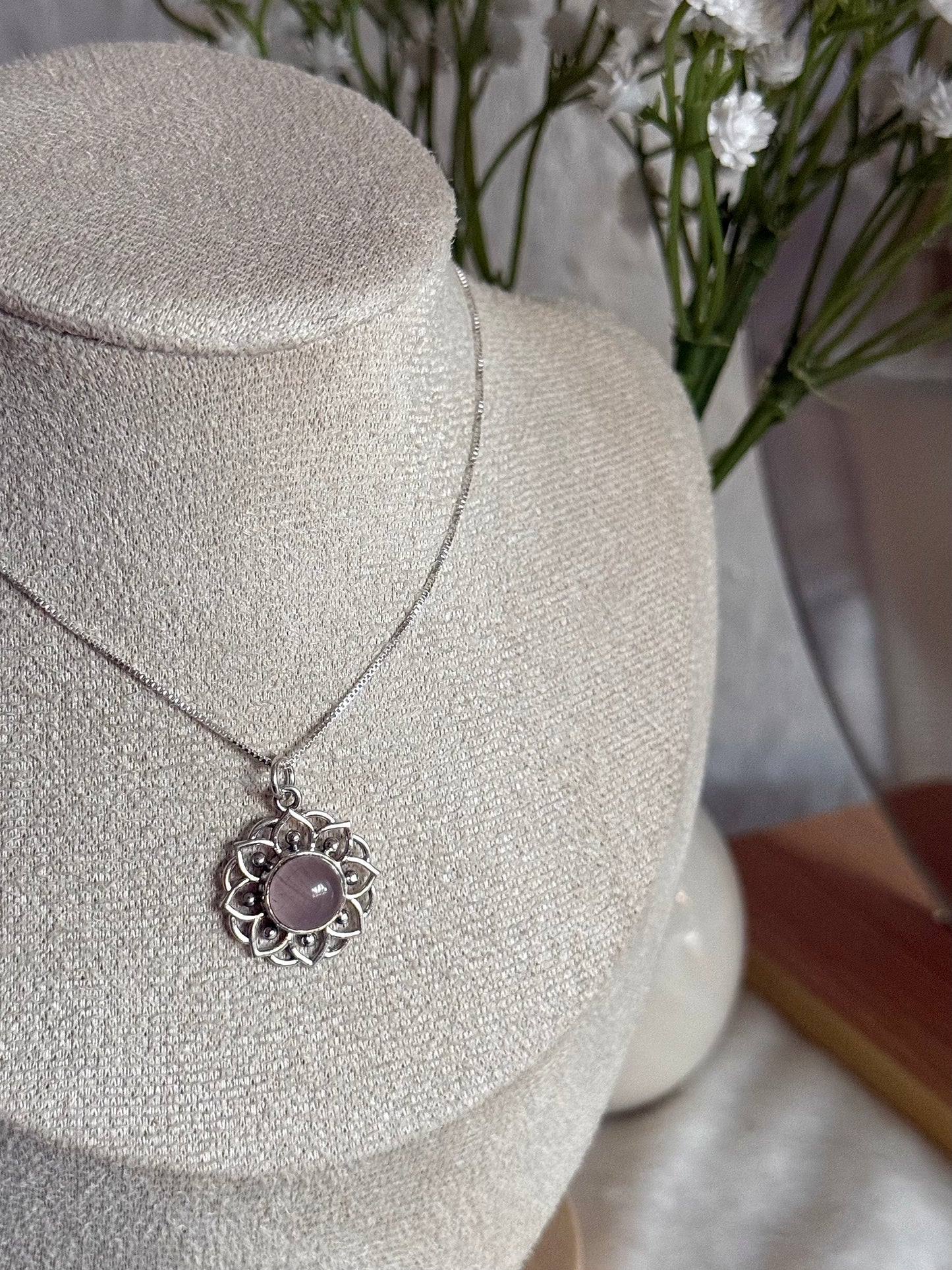 Collar mandala Cuarzo Rosa