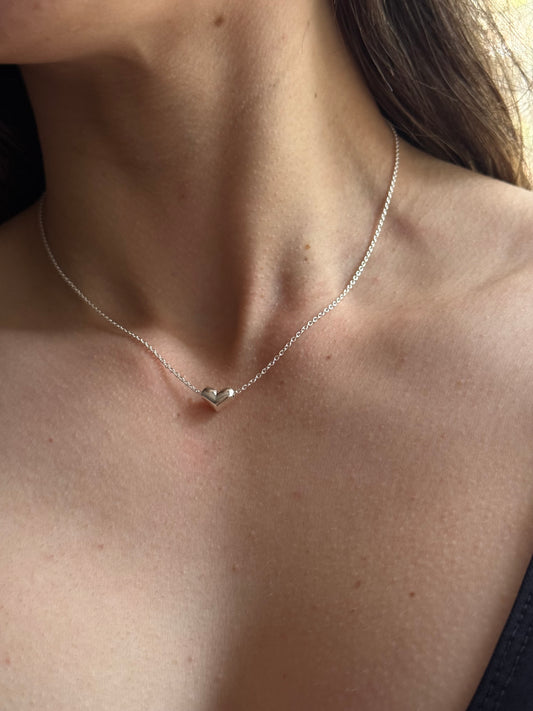 Collar corazón inflado