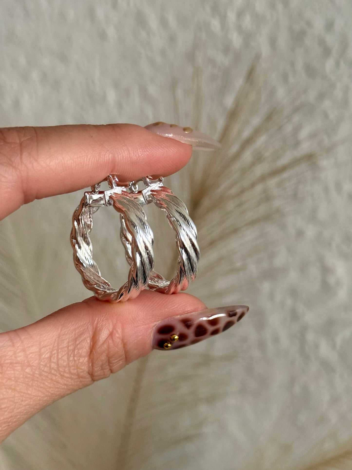 Argollas trenzadas corte cuadrado