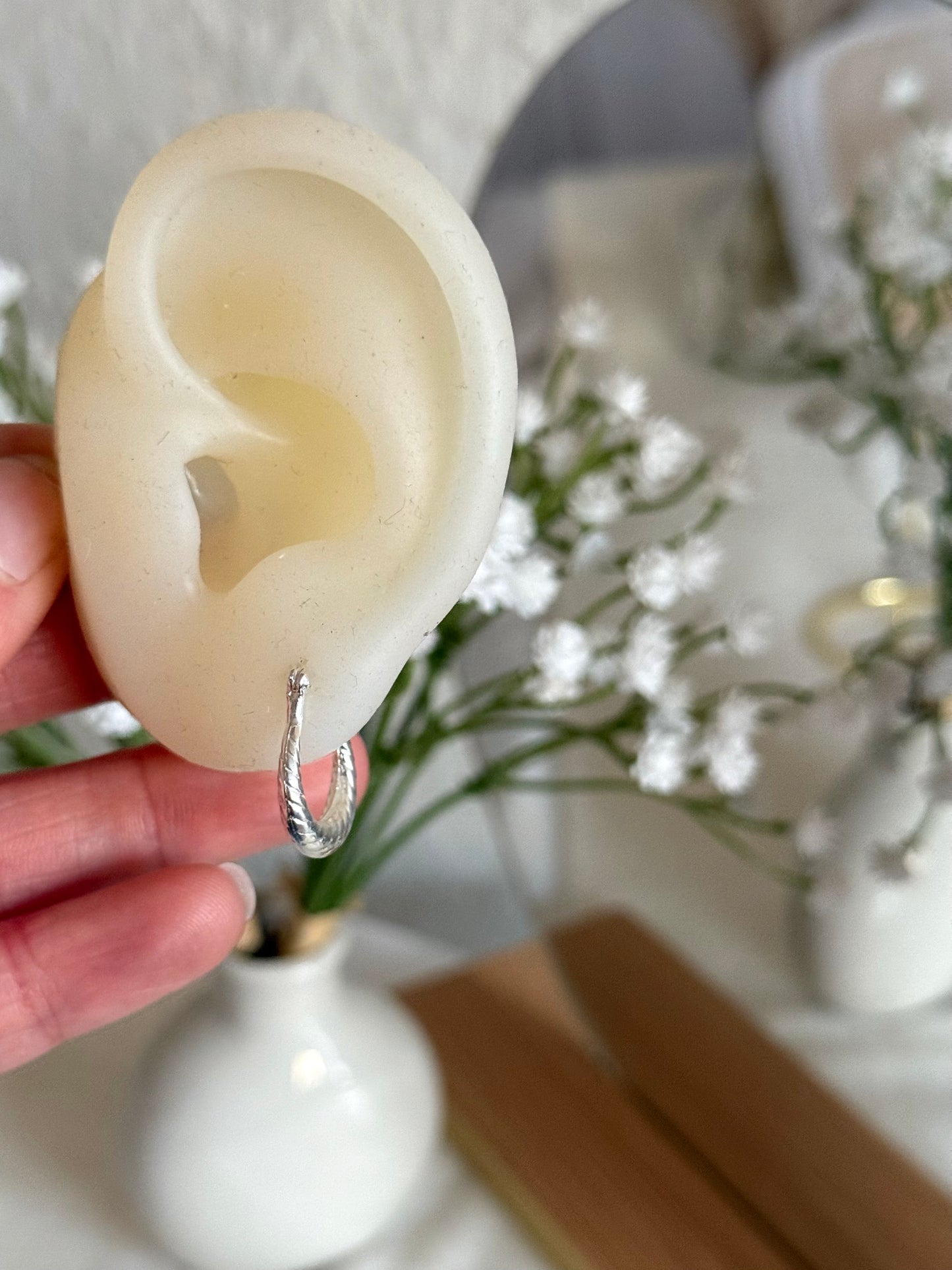 Argollas diseño líneas